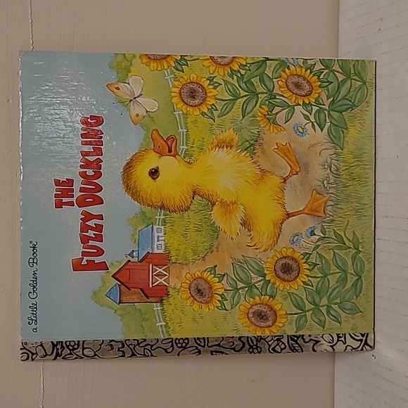 Set of 6 Little Golden Books - Picture 12 of 16